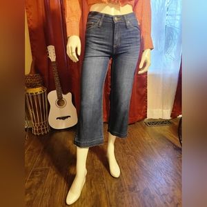 Universal Threads High Waist Wide Leg Crop Denim Size 00